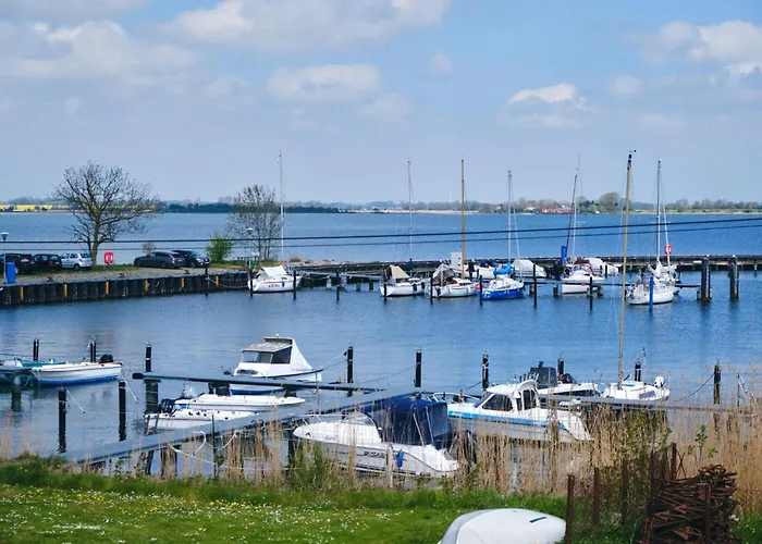 Meerblick Haushaelfte Апартаменты *